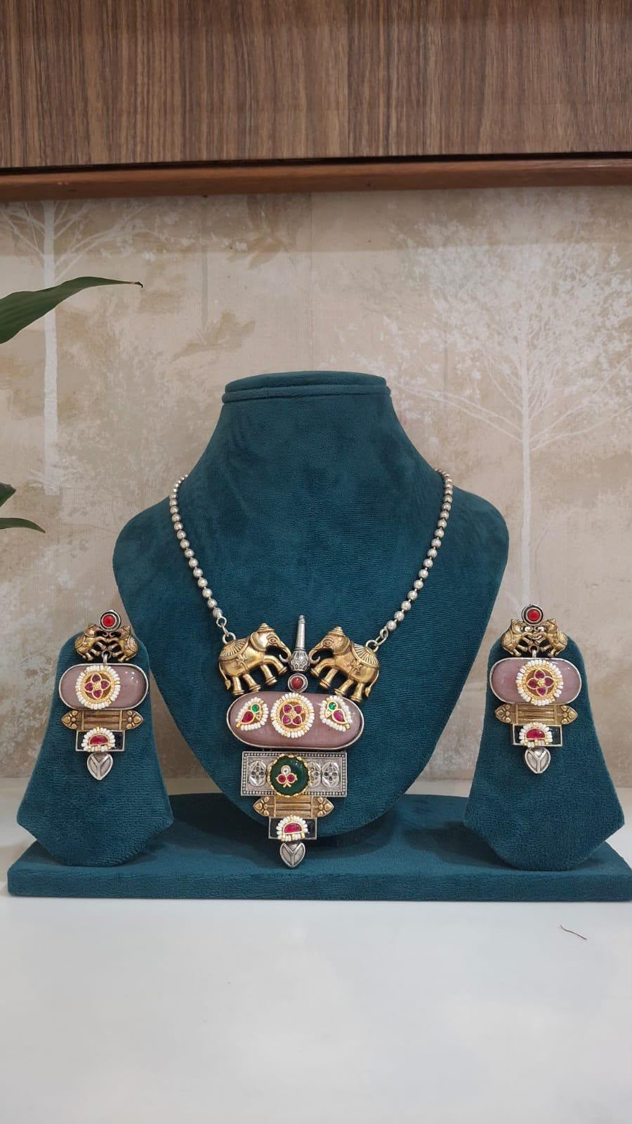 Set & Necklace design