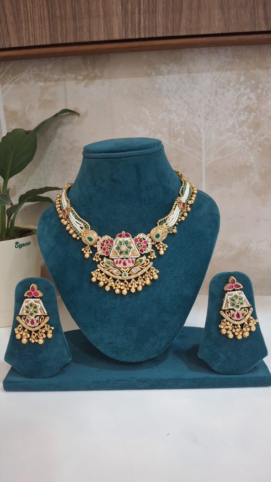 Set & Necklace design